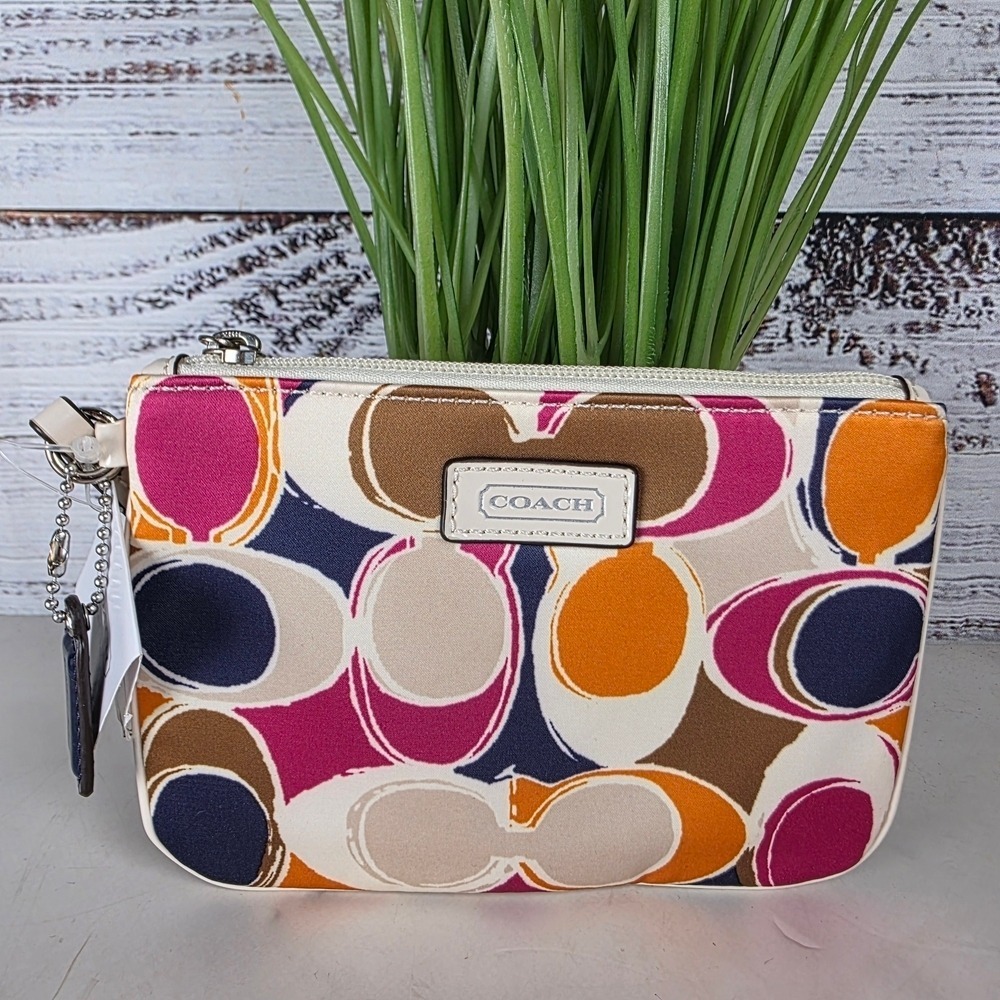 Coach Y2K F49166 PRK HD‎ Multicolor Signature Pattern Wristlet Scarf Print Satin